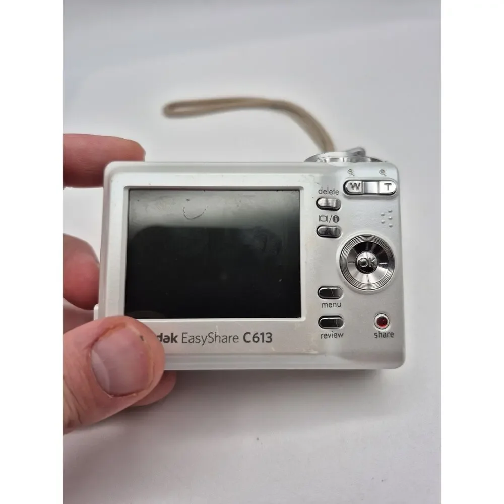 Kodak EasyShare C613 6.2 MP 3X Zoom Silver Digital Camera w/ 2GB SD Card Tested